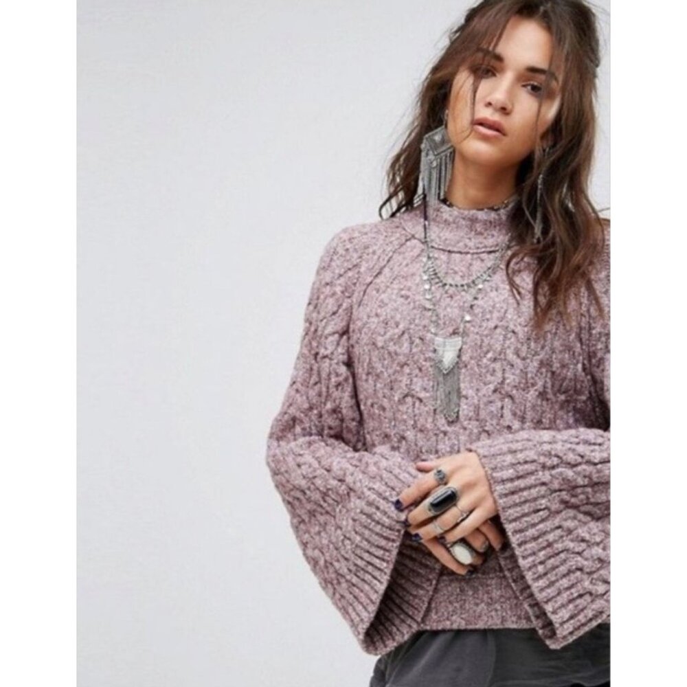 Free People Snow Bird Pullover Sweater‎ Purple Mauve Wide Sleeve Cropped Size XS